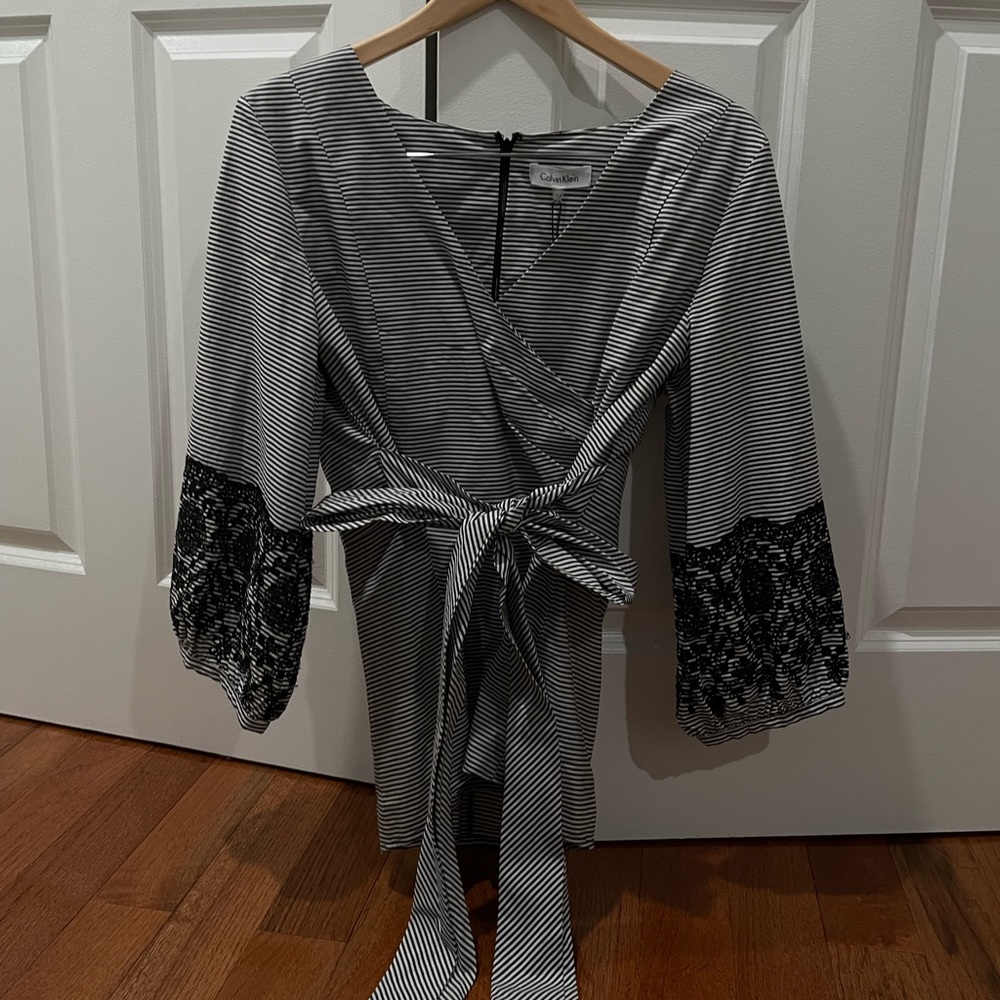 NEW Calvin Klein Wrap Top Blouse with Lace Puff Sleeves
